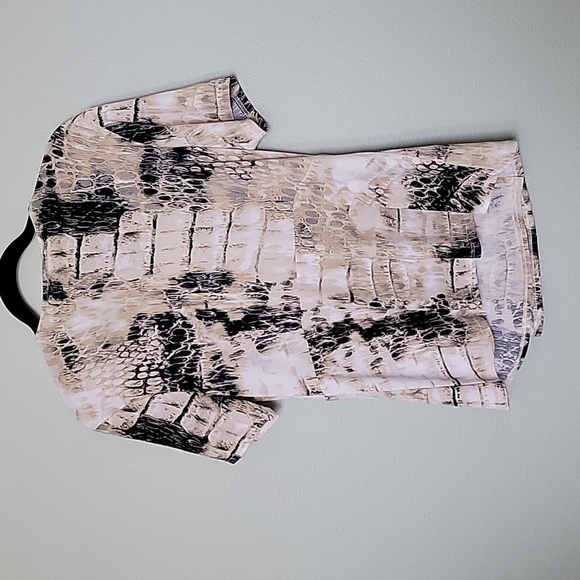 Carmen Marc Valvo Mobwife Colorful Animal Print Surplice Top Medium - Picture 7 of 7